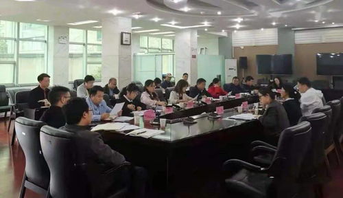 六盤水市人大教科文衛(wèi)委開展“文明鄉(xiāng)風 教科文衛(wèi)在行動”主題活動大調(diào)研培訓會及教育咨詢服務(wù)紀實